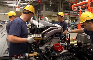 CAMIOANELE MAN – PROCESUL DE CONSTRUCȚIE FILMAT CAP COADĂ