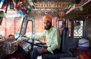 India lansează programe de training recunoscute internațional pentru șoferi profesioniști